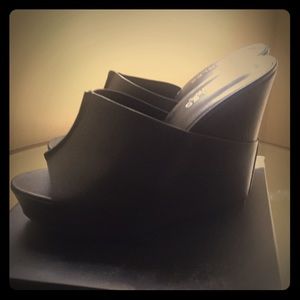 Charles David Wedge Sandals
